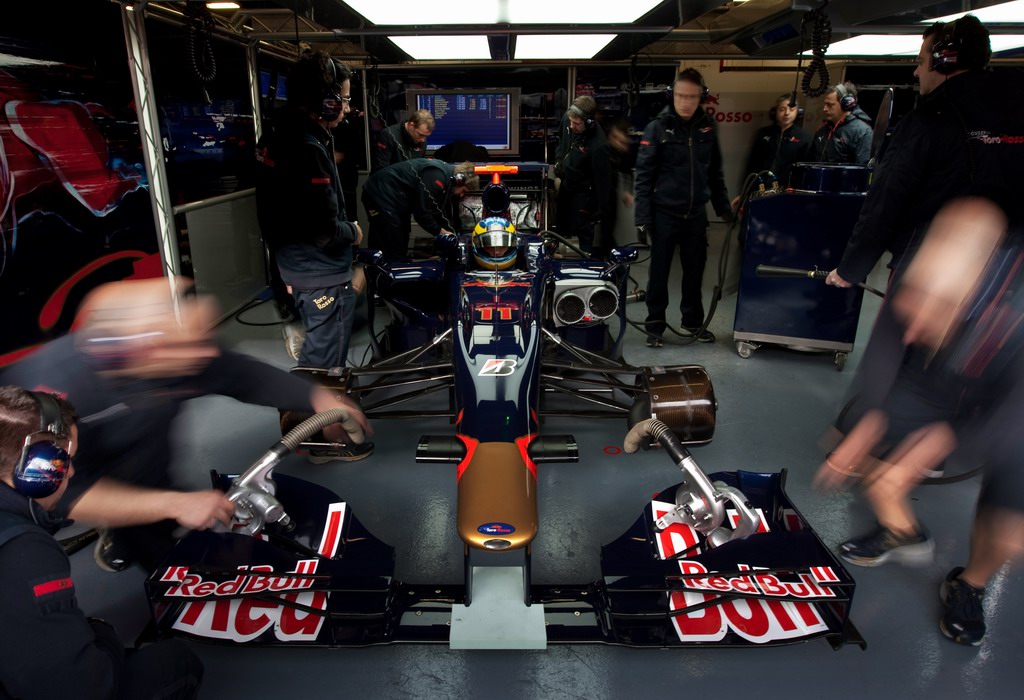 TORO ROSSO STR4